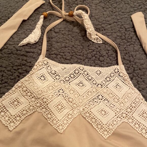 BECCA Sandy Home Spun Crocheted Bikini Halter Size Small - Picture 5 of 11